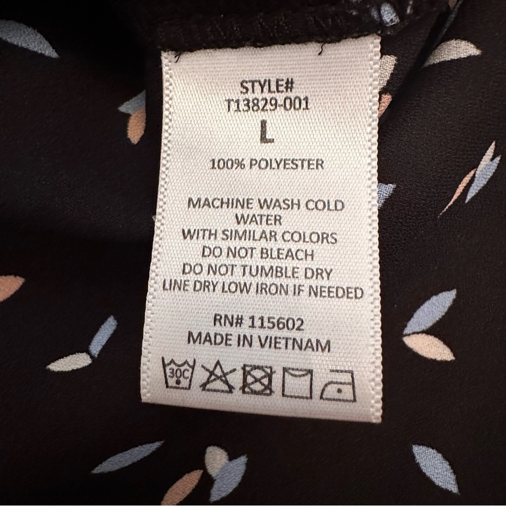 Lush Blouse top Size Large (t) - Picture 11 of 11